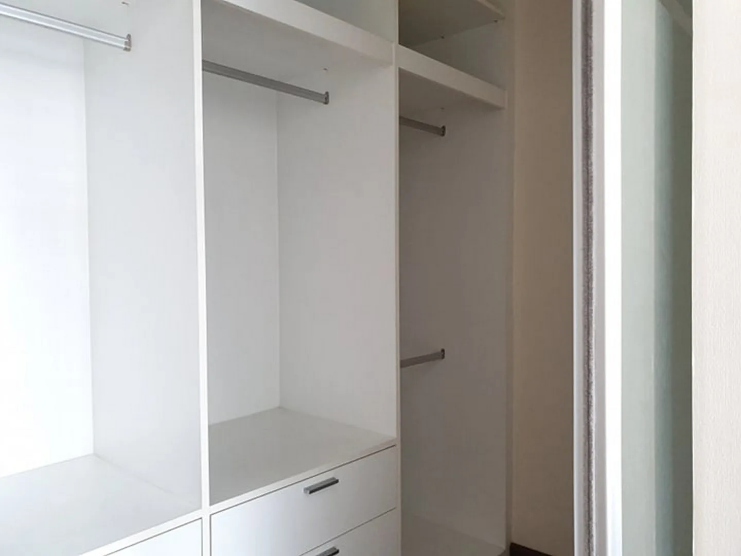 Q. House Condo Sathorn — photo 1