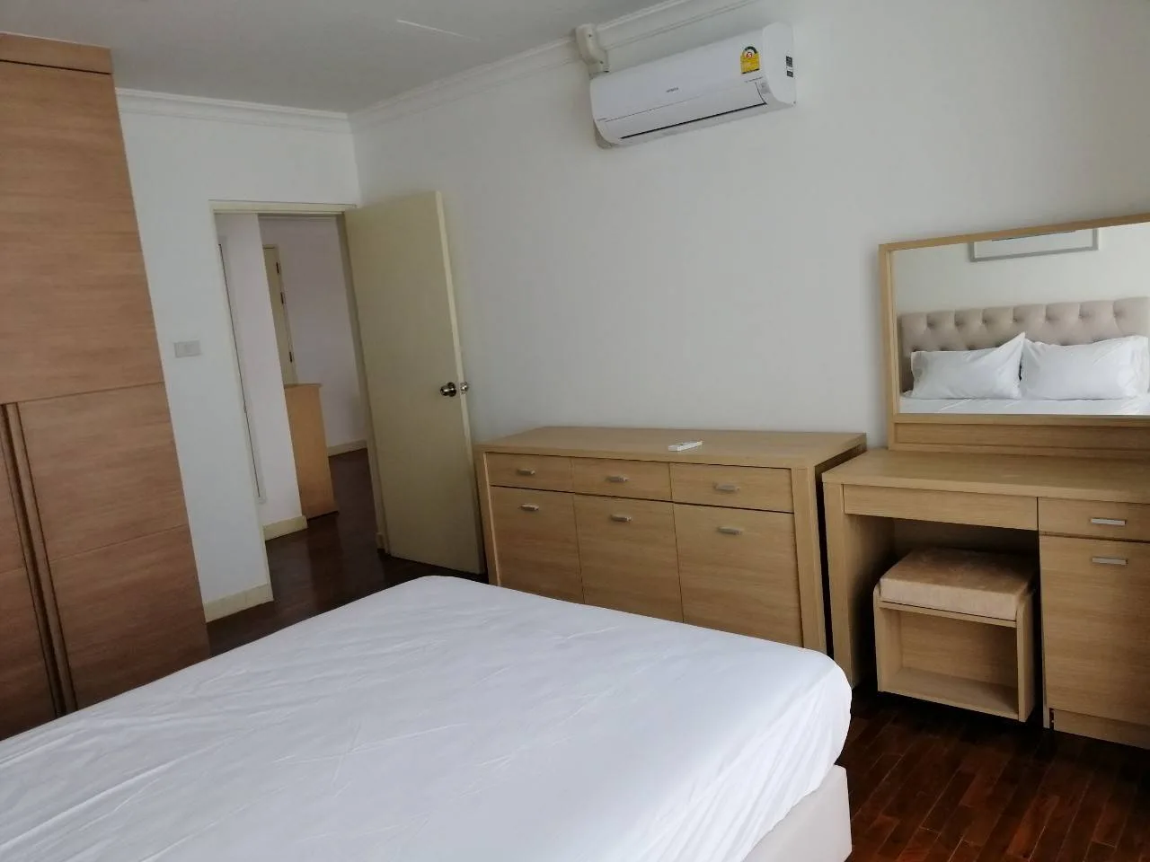 Baan Siri Sukhumvit 10 — photo 11