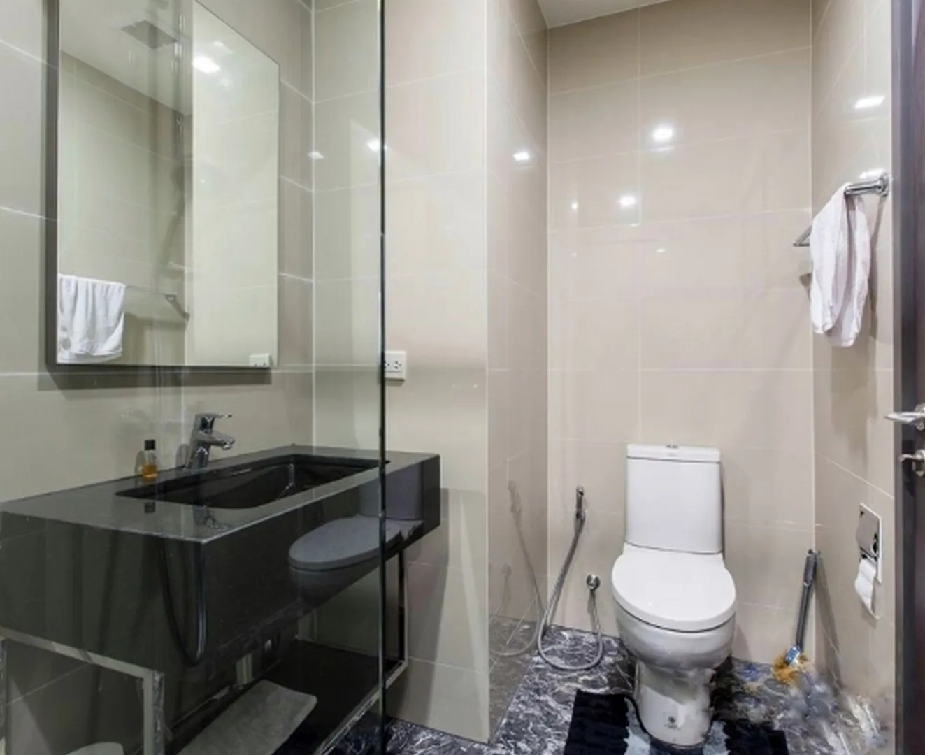 Edge Sukhumvit 23 — photo 9