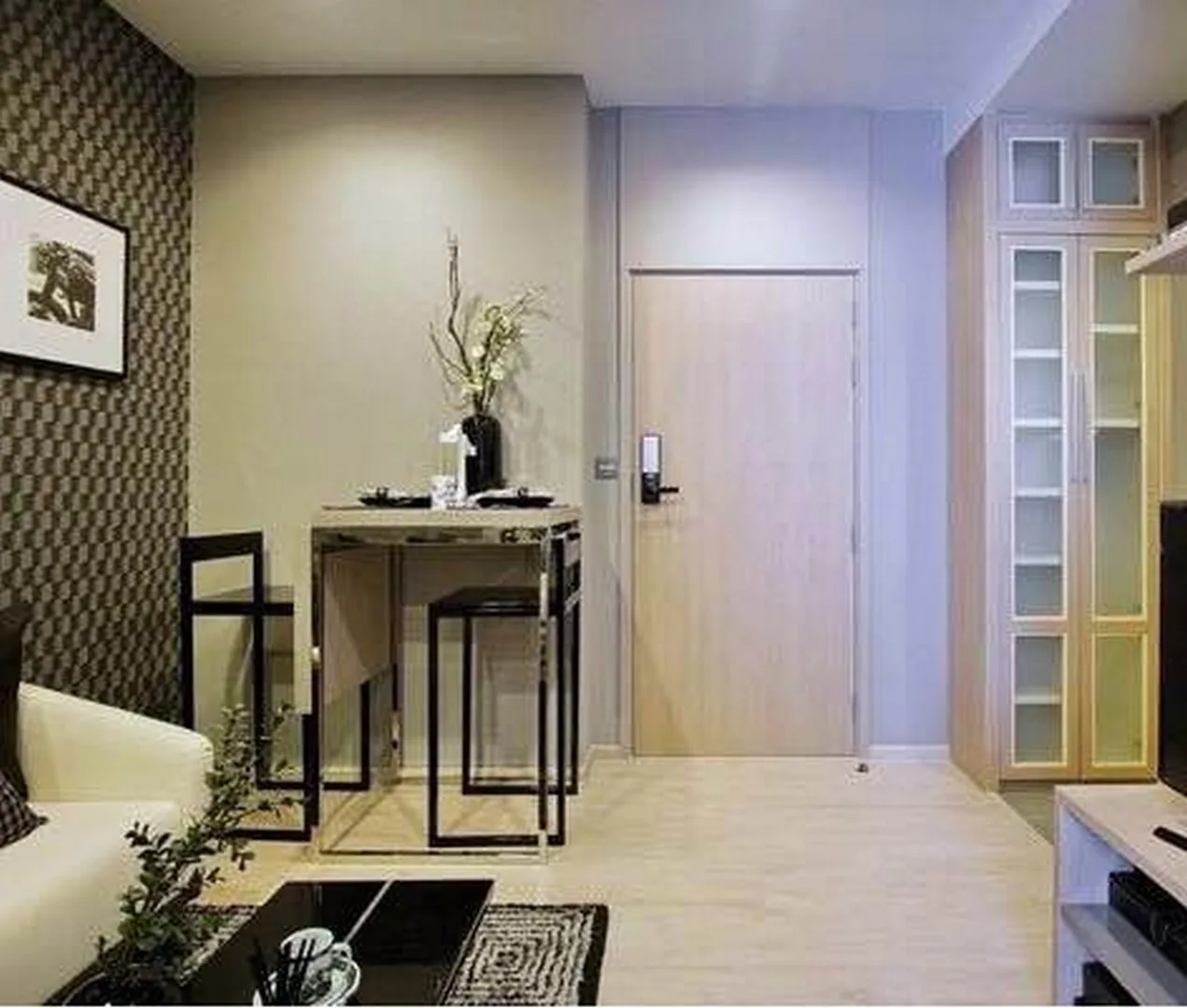 M Thonglor 10 — photo 8