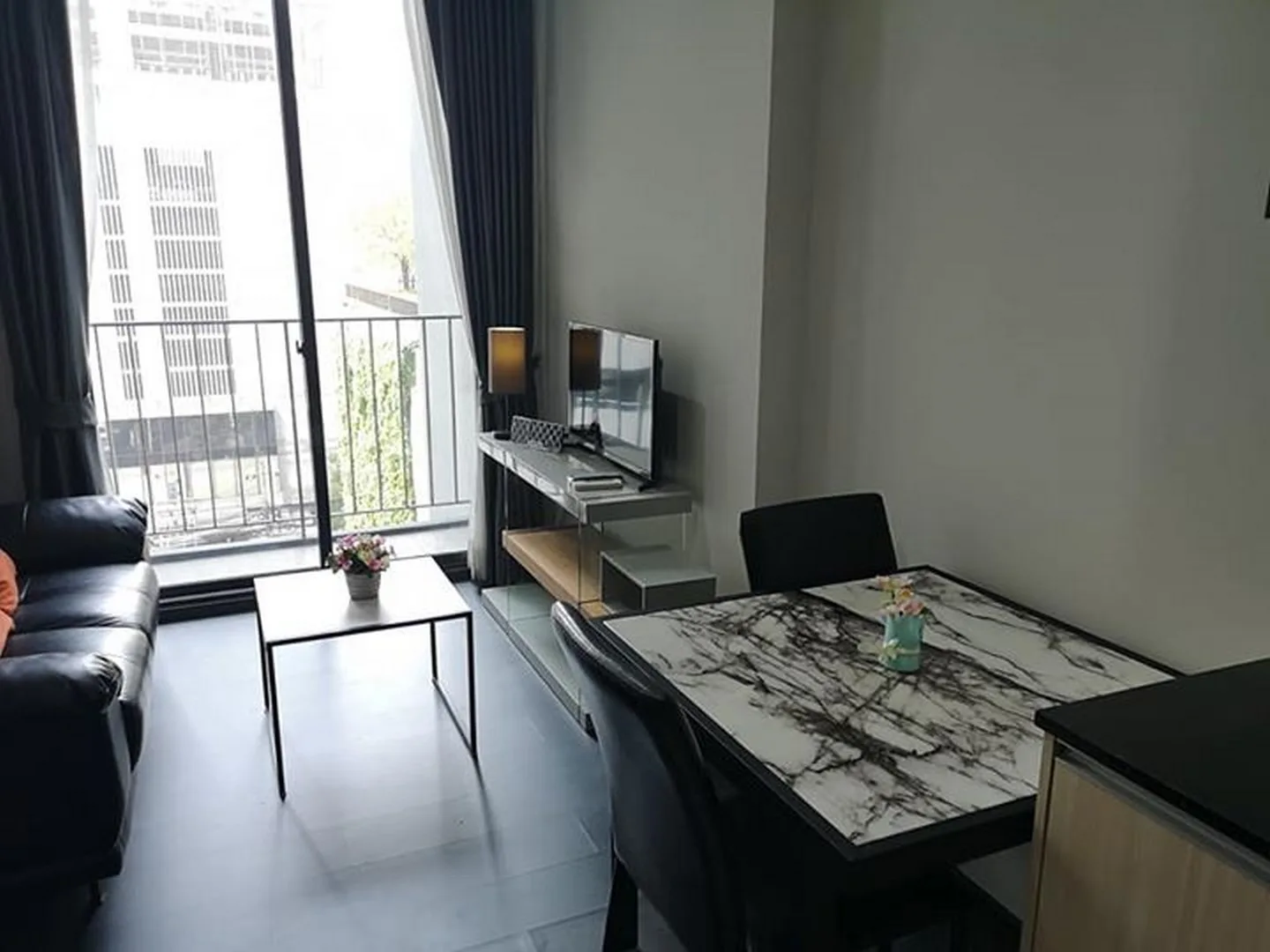 Edge Sukhumvit 23 — photo 4