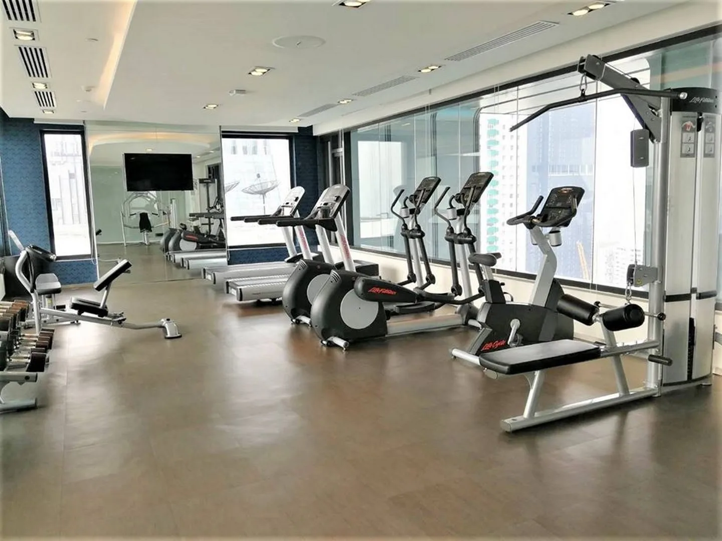 Edge Sukhumvit 23 — photo 3