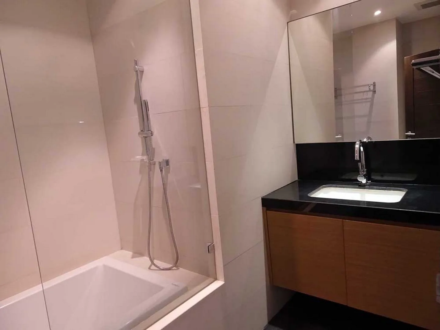 Eight Thonglor Residence — photo 9