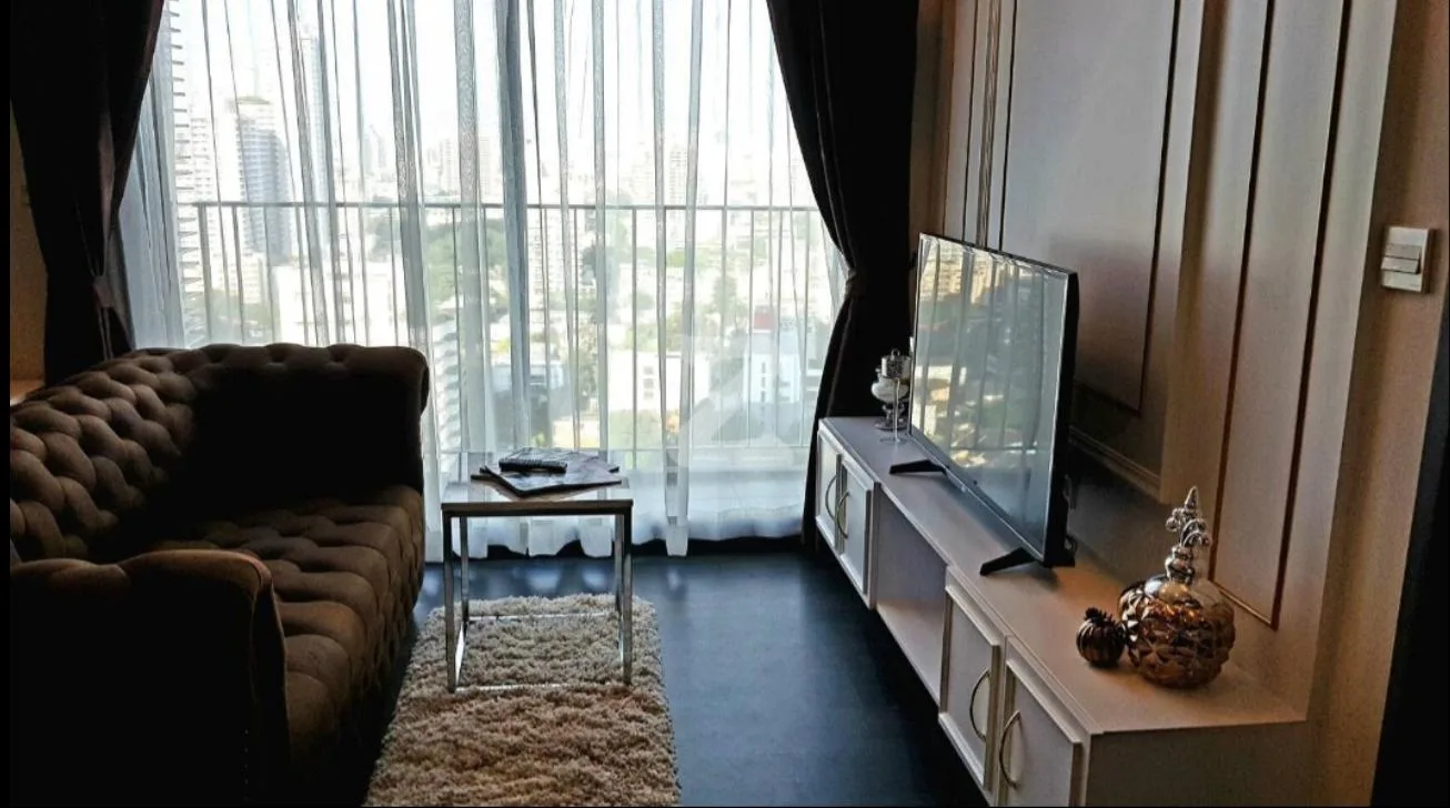 Edge Sukhumvit 23 — photo 2