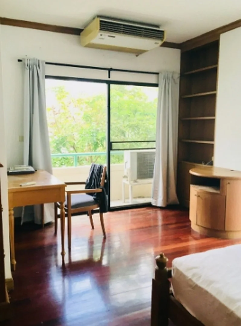 Saladaeng Executive — photo 3