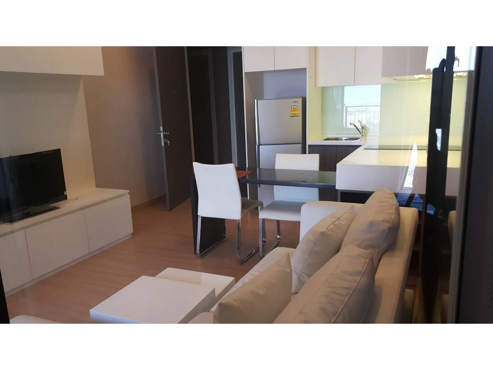 Urbano Absolute Sathon - Taksin — photo 1
