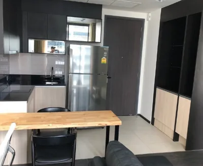 Edge Sukhumvit 23