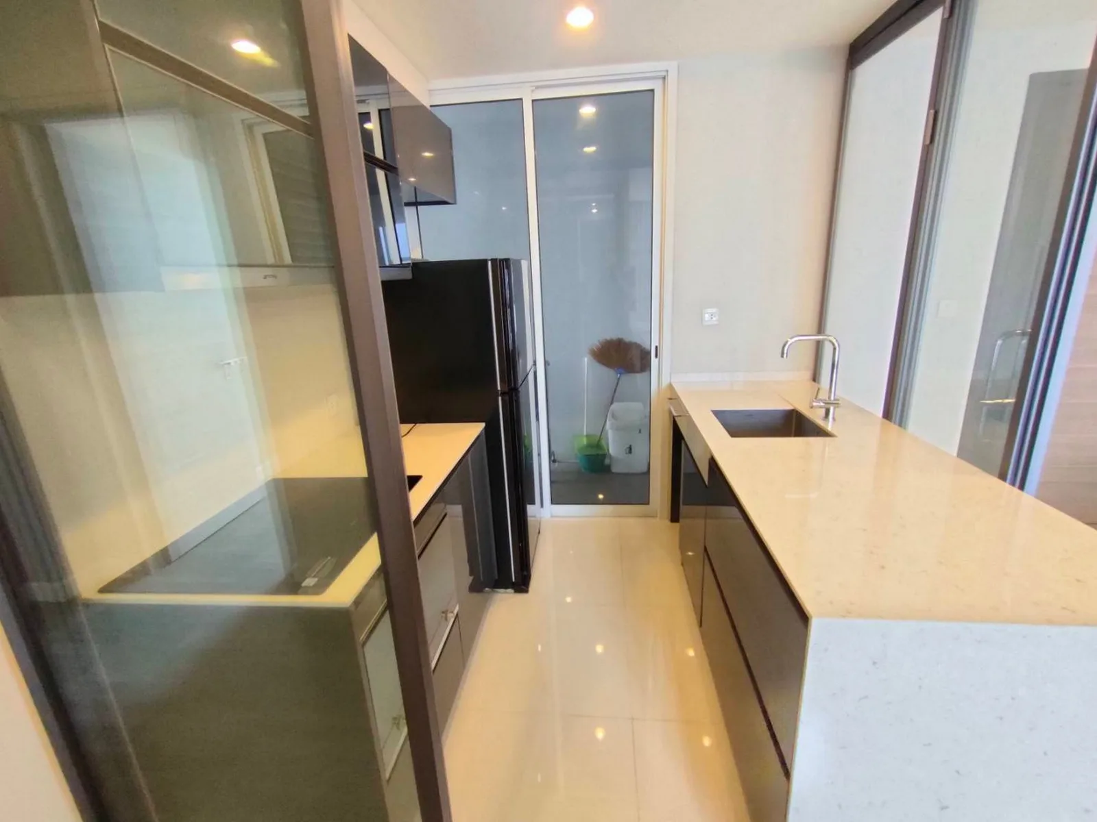 The room Sathorn - TanonPun — photo 11