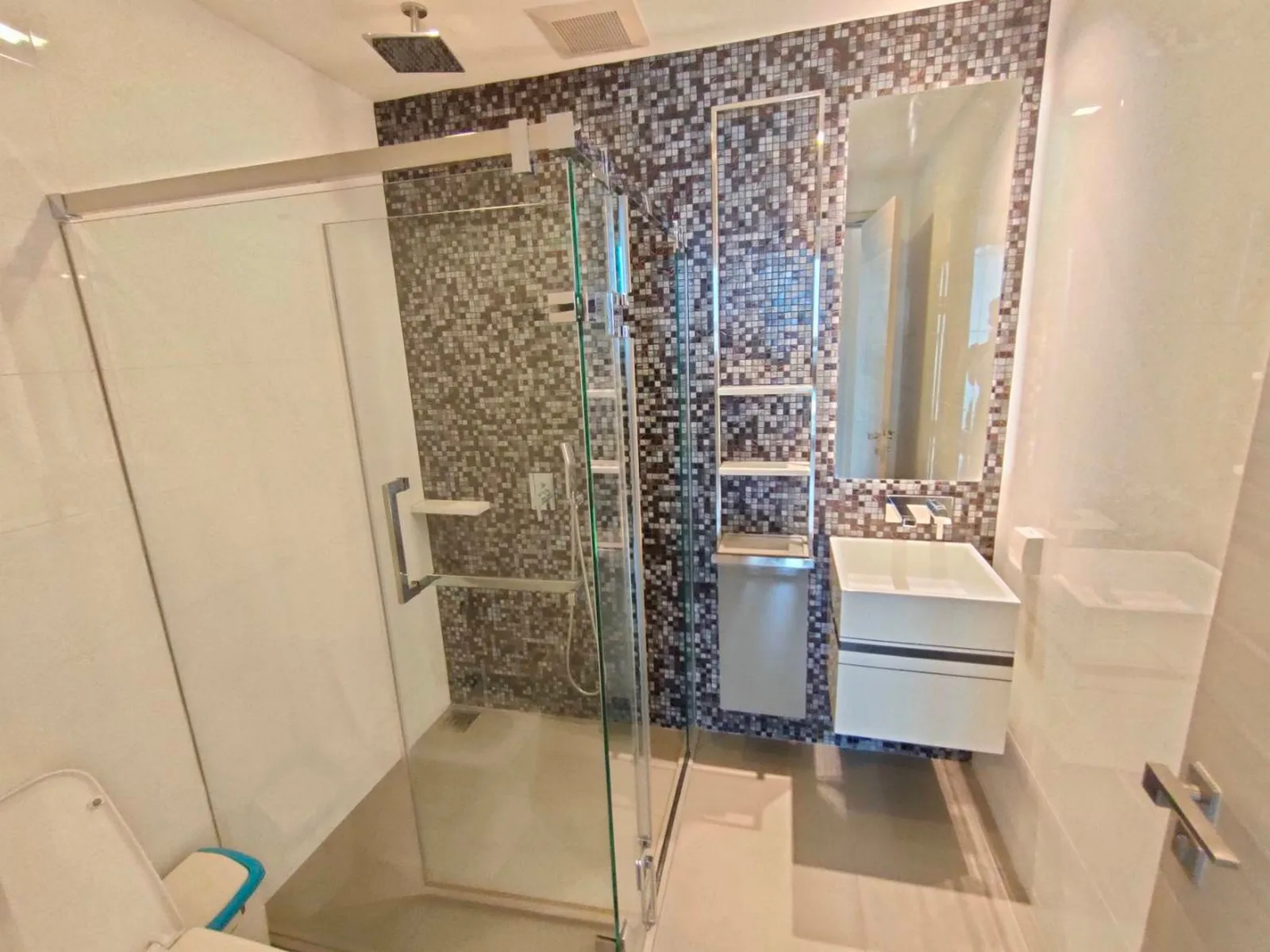 The room Sathorn - TanonPun — photo 13