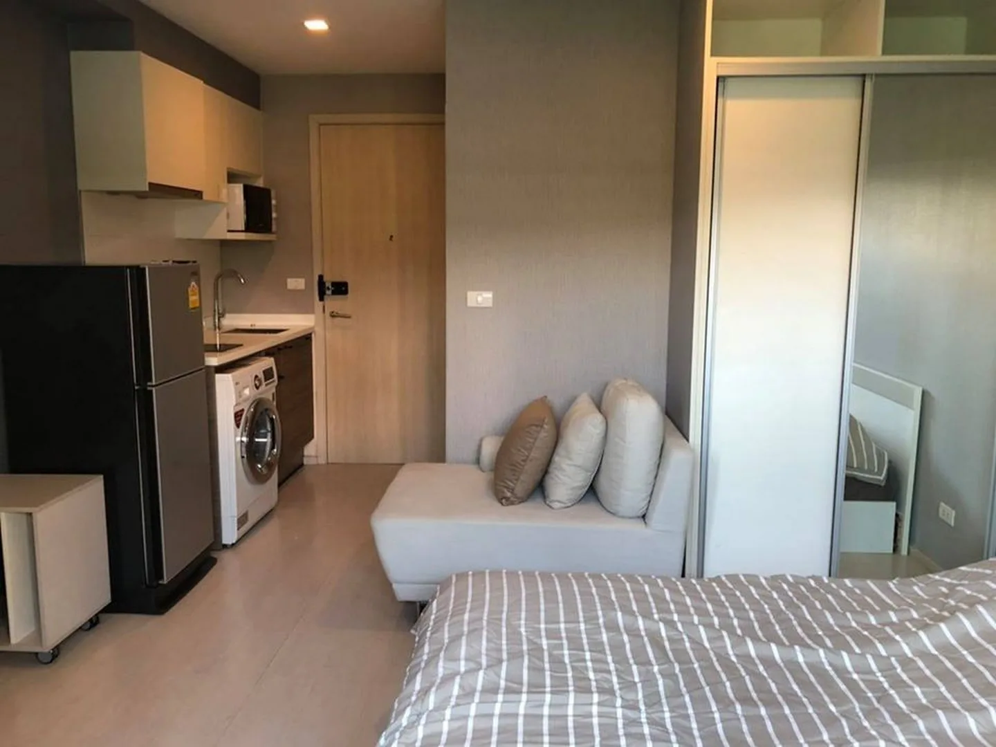 Condolette Pixel Sathorn — photo 1