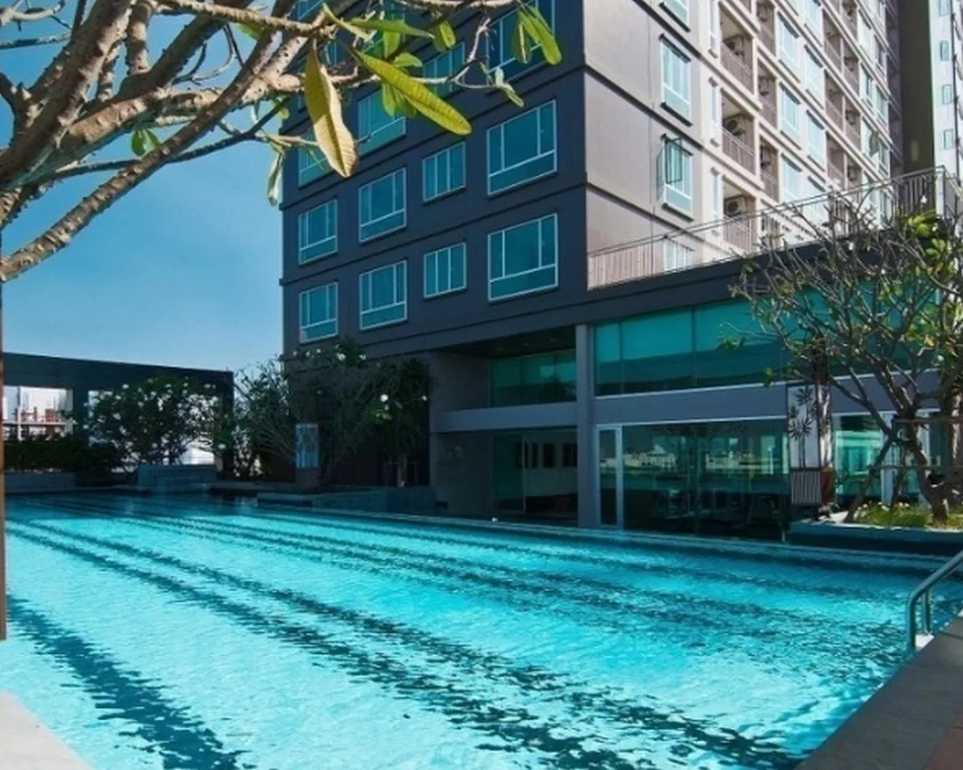 Thru Thonglor — photo 10