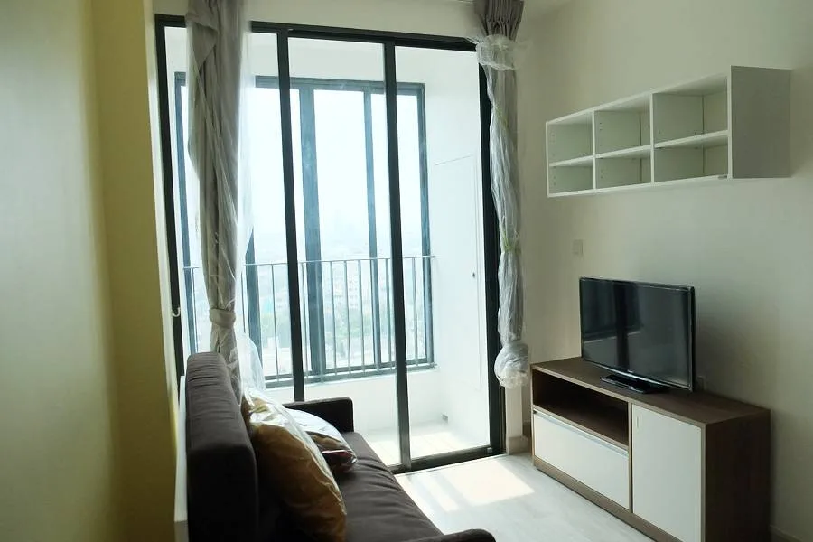 Ideo Mobi Sathorn — photo 1