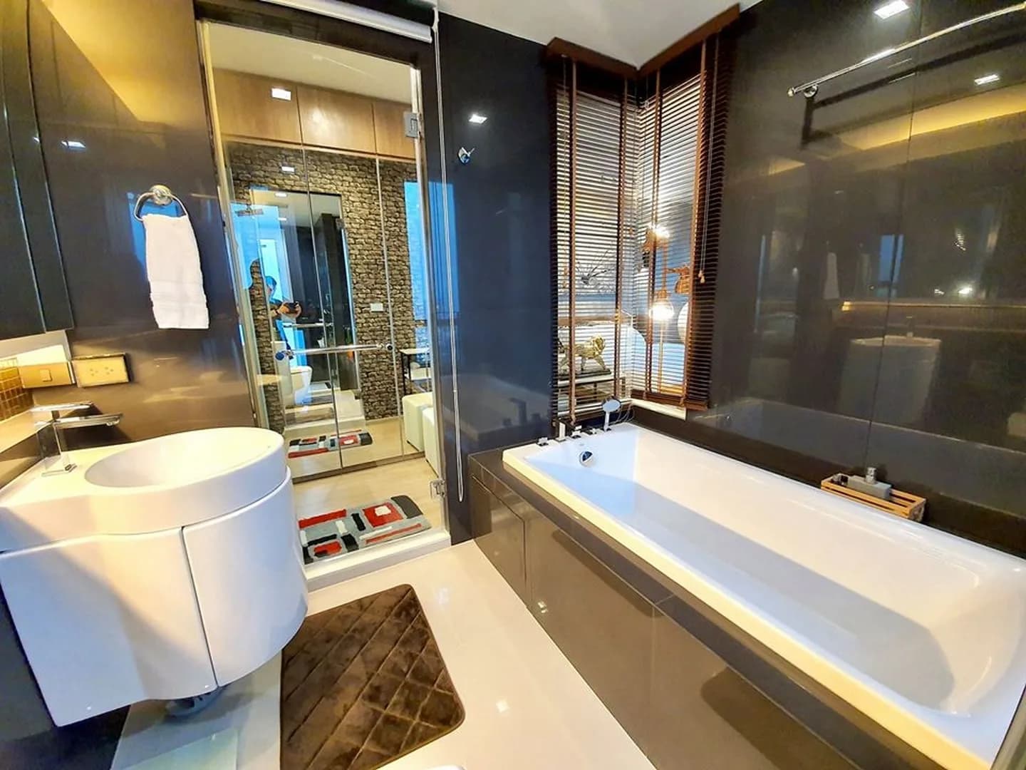 Rhythm Sathorn — photo 10