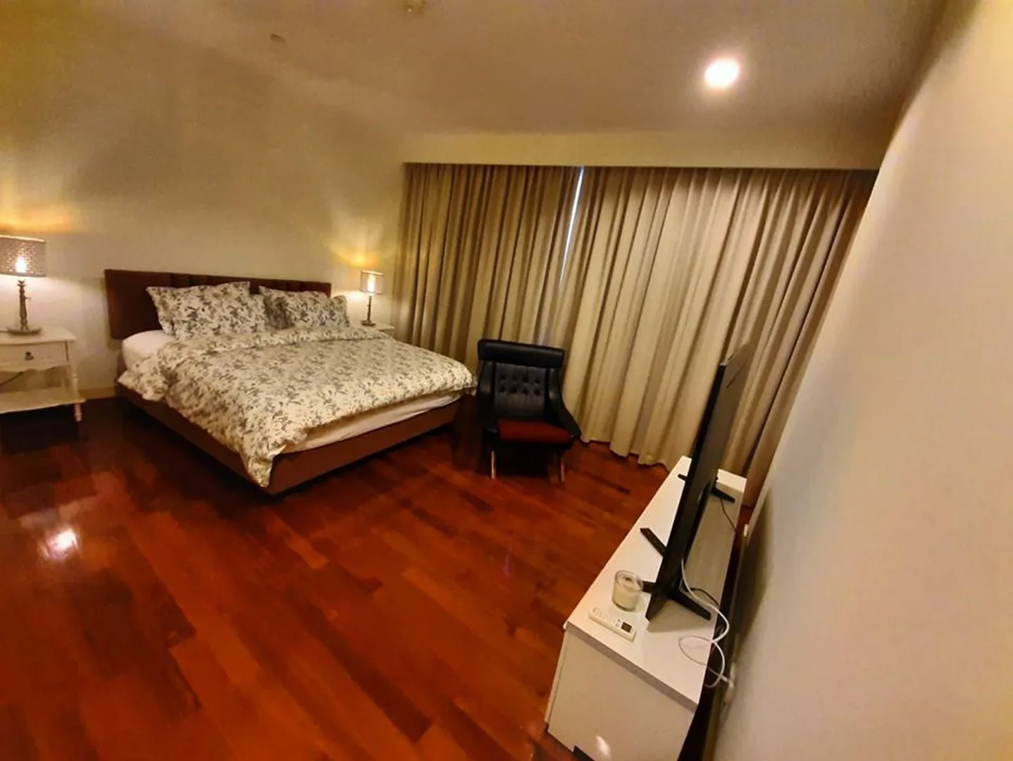 Hampton Thonglor 10 — photo 8