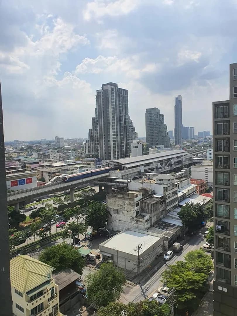 Ideo Sathorn - Wongwian Yai — photo 19