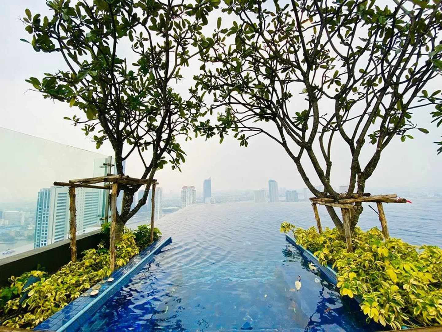 Urbano Absolute Sathon - Taksin — photo 16