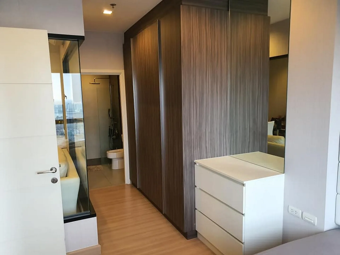 Urbano Absolute Sathon - Taksin — photo 6