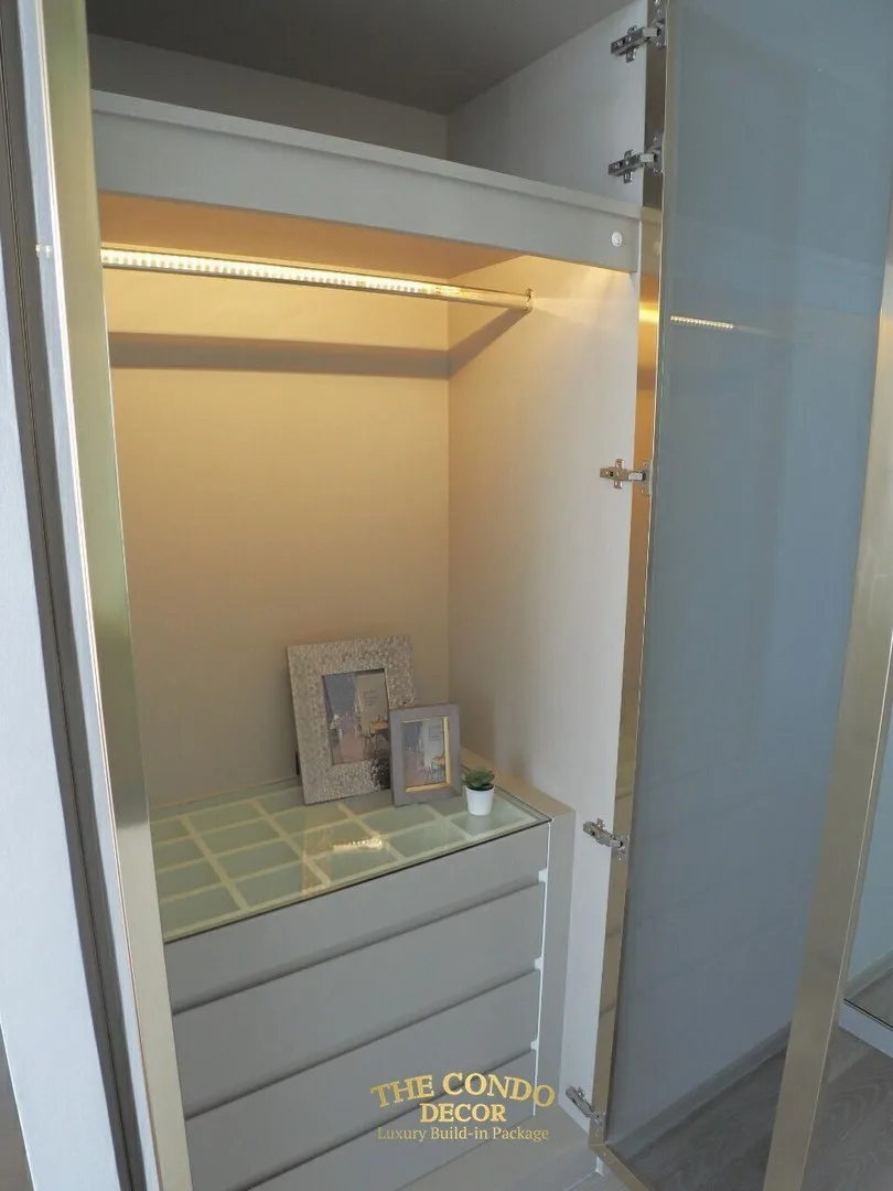 Ashton Silom — photo 16