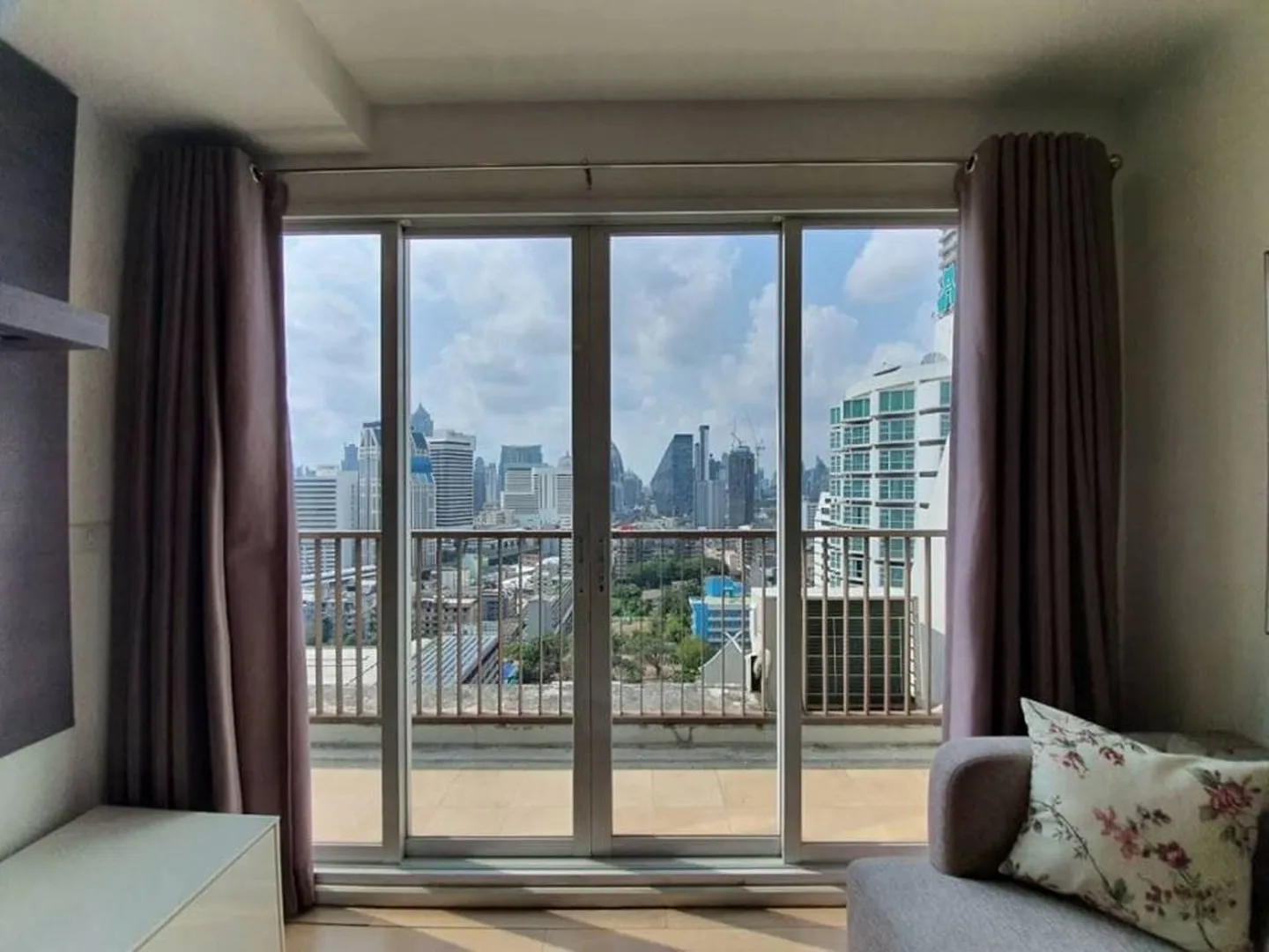 15 Sukhumvit Residences — photo 2
