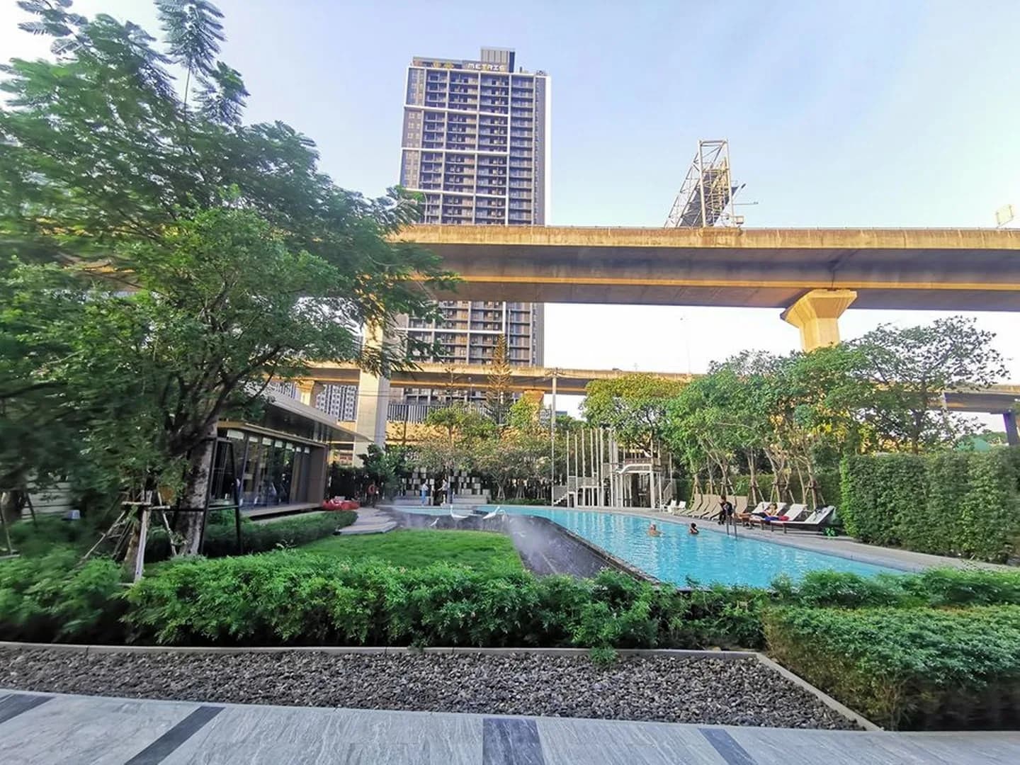 The Base Garden Rama 9 — photo 1