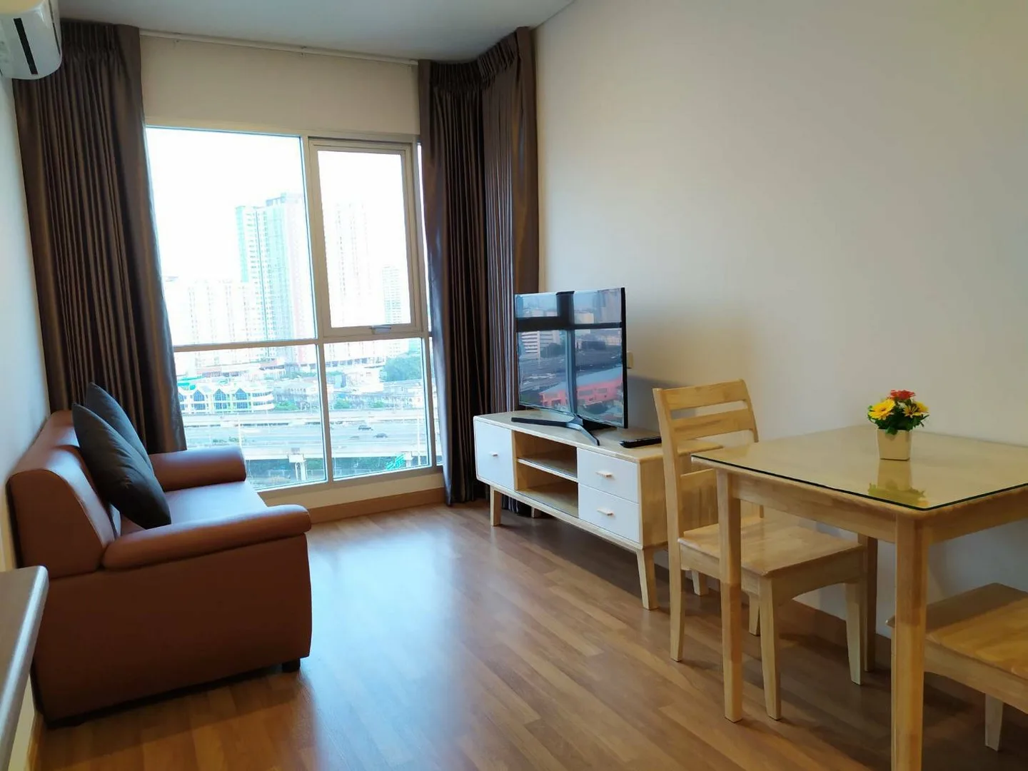 Lumpini Place Rama IX - Ratchada — photo 1