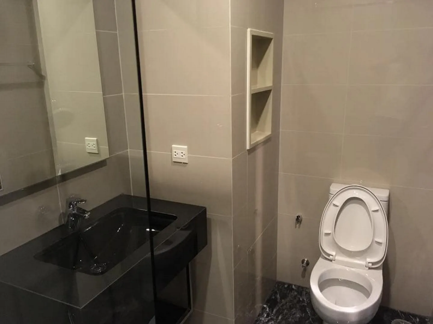 Edge Sukhumvit 23 — photo 3