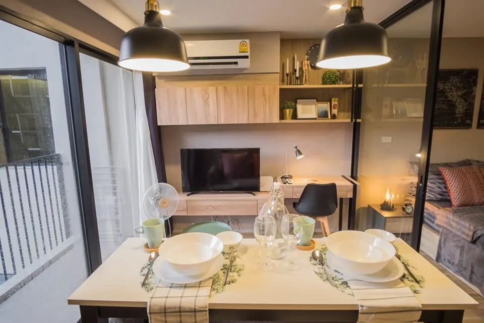 Blossom Condo @ Sathorn - Charoenrat — photo 3