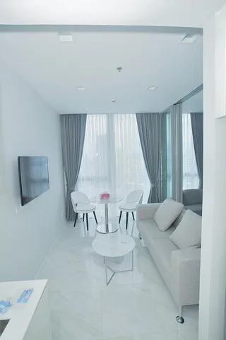 Hyde Sukhumvit 11 — photo 14