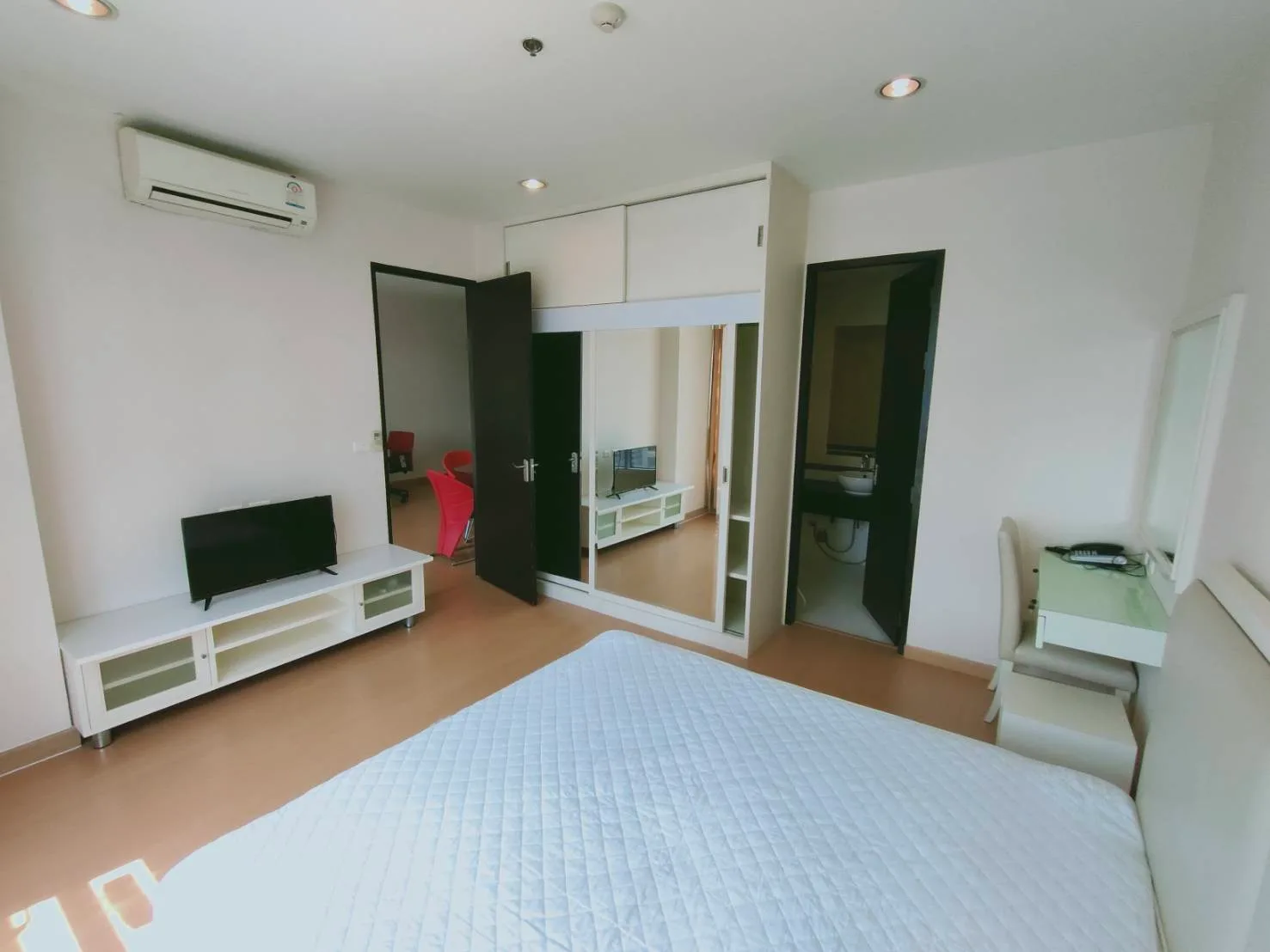 Baan Klang Krung Siam - Pathumwan — photo 8
