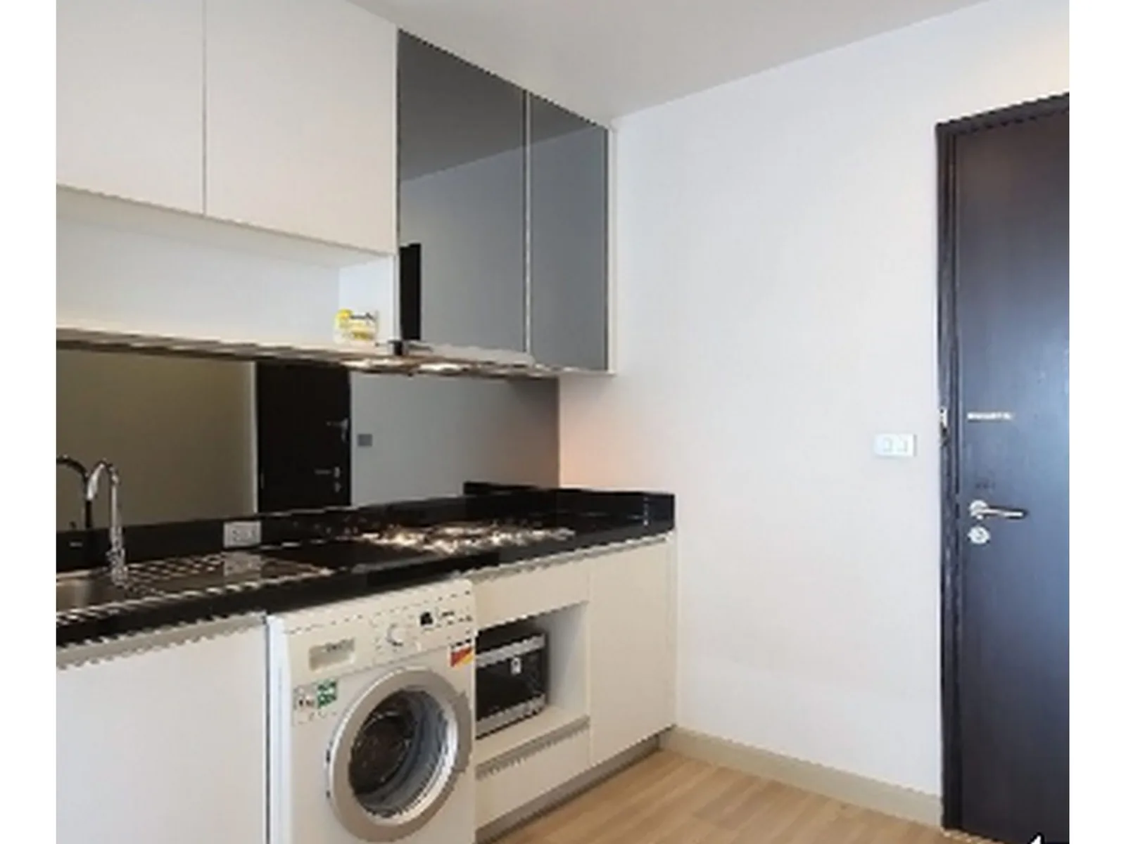 Sky Walk Condominium — photo 11