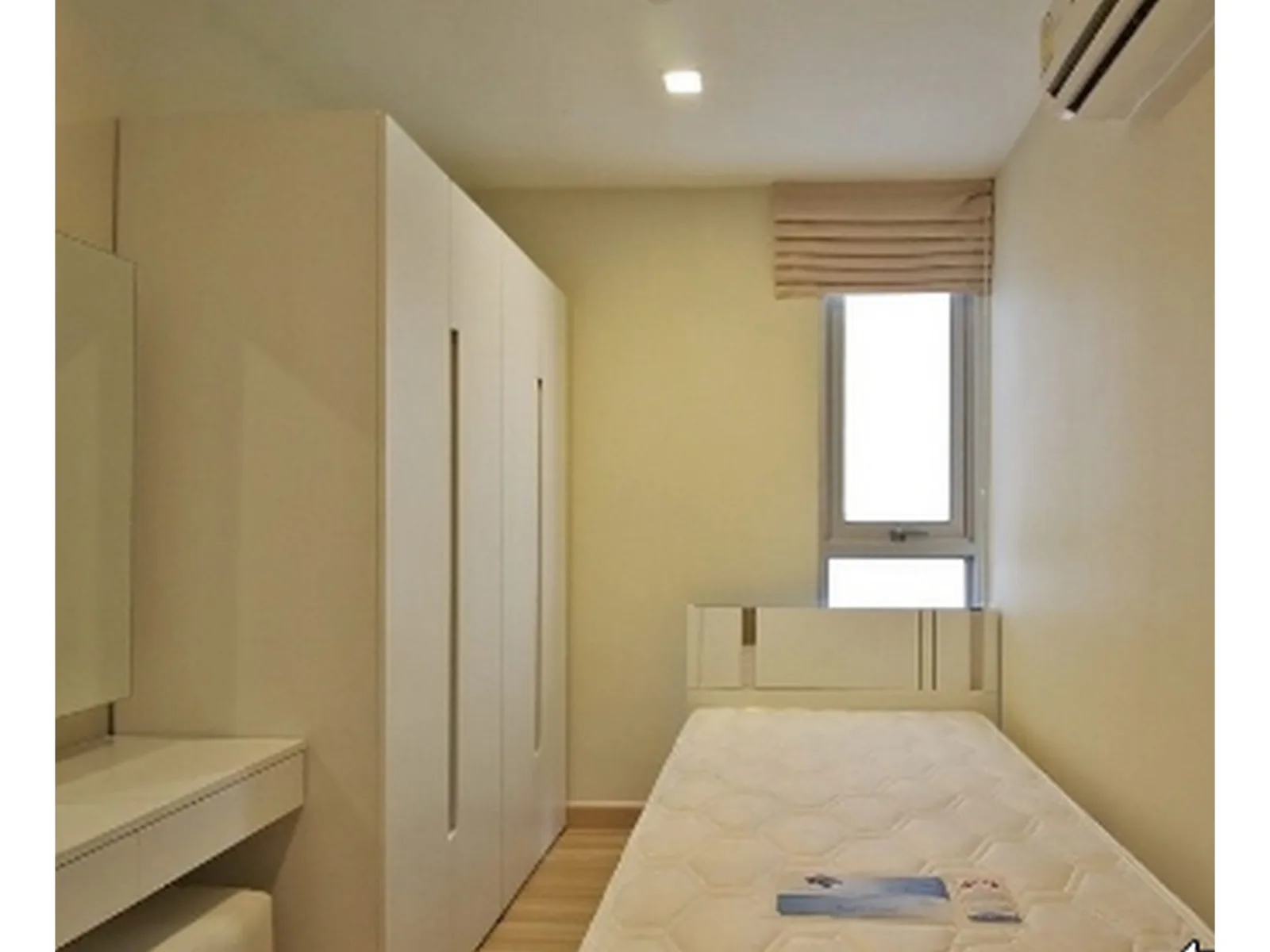 Sky Walk Condominium — photo 10