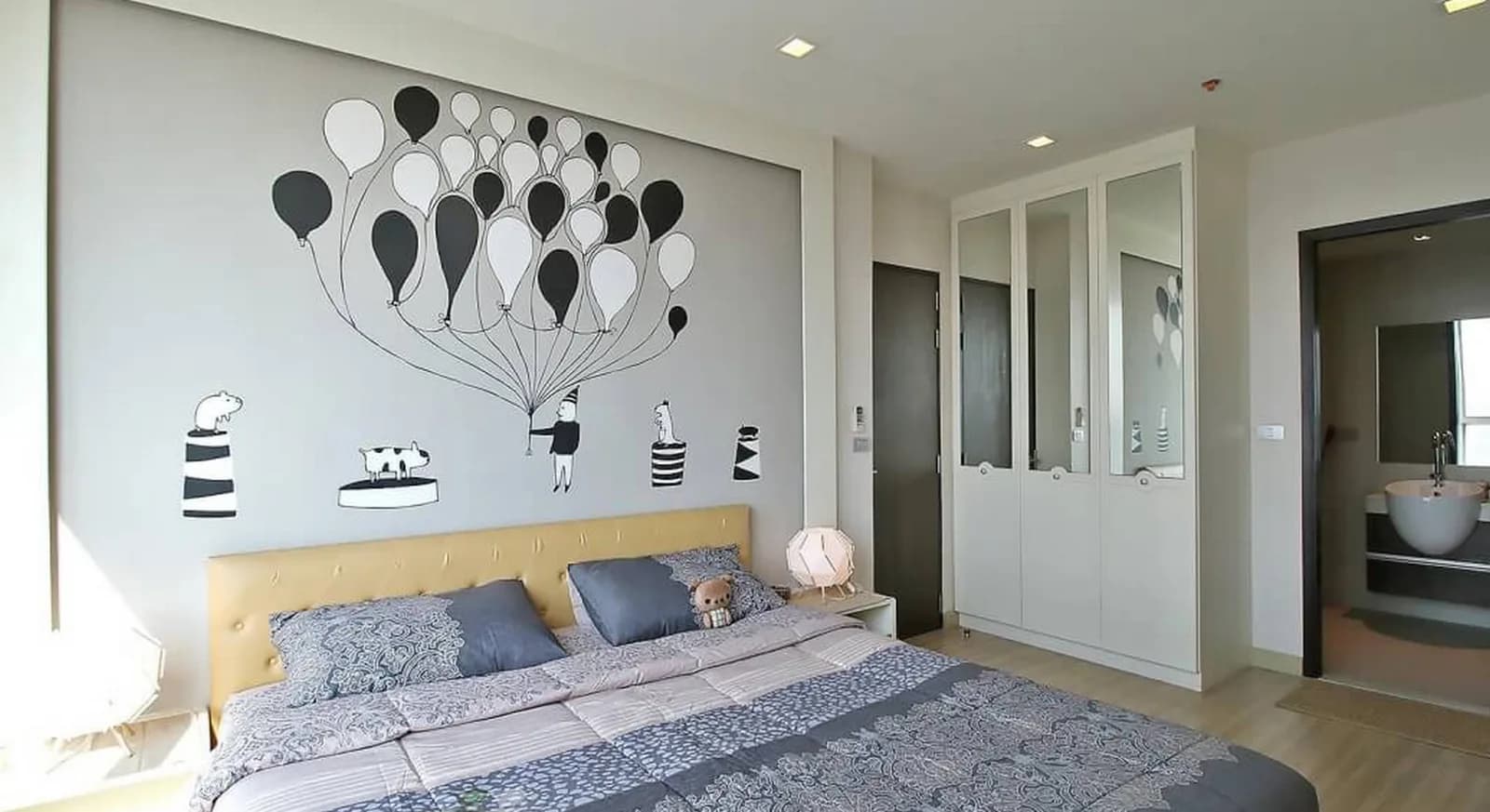 Sky Walk Condominium — photo 6