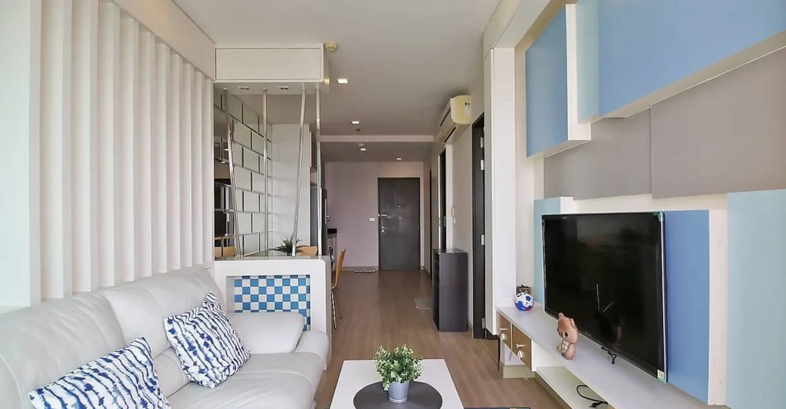 Sky Walk Condominium — photo 10