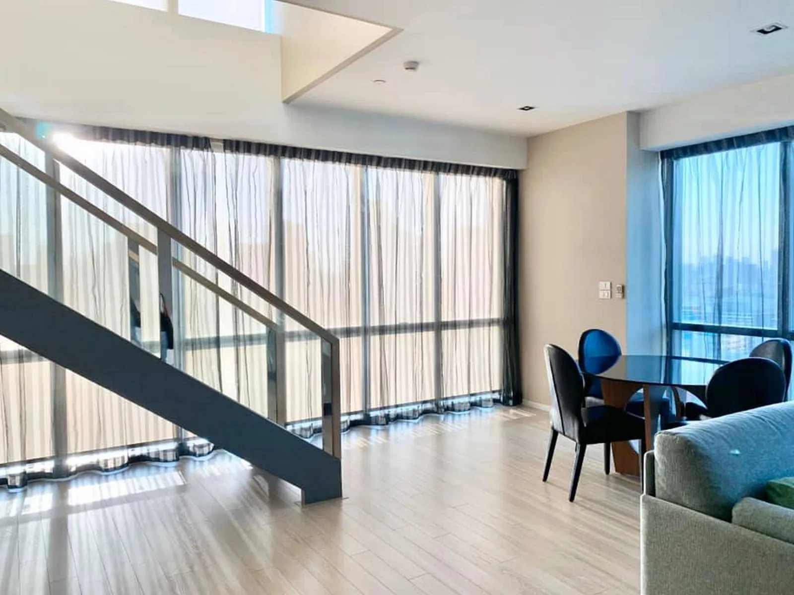 The Room Sukhumvit 21 — photo 2