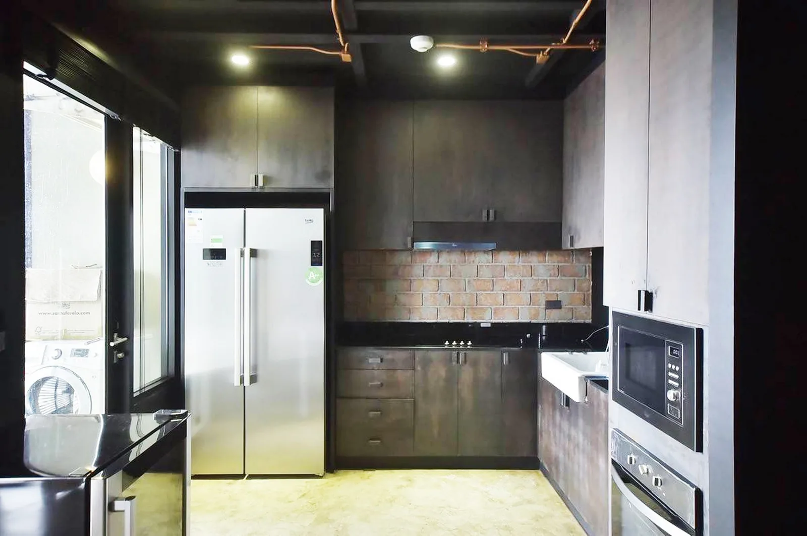 The Emporio Place — photo 9
