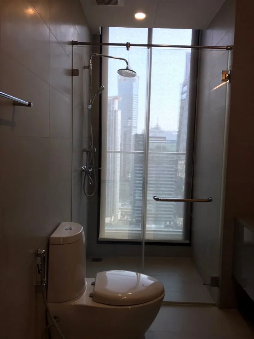 Noble Ploenchit — photo 5