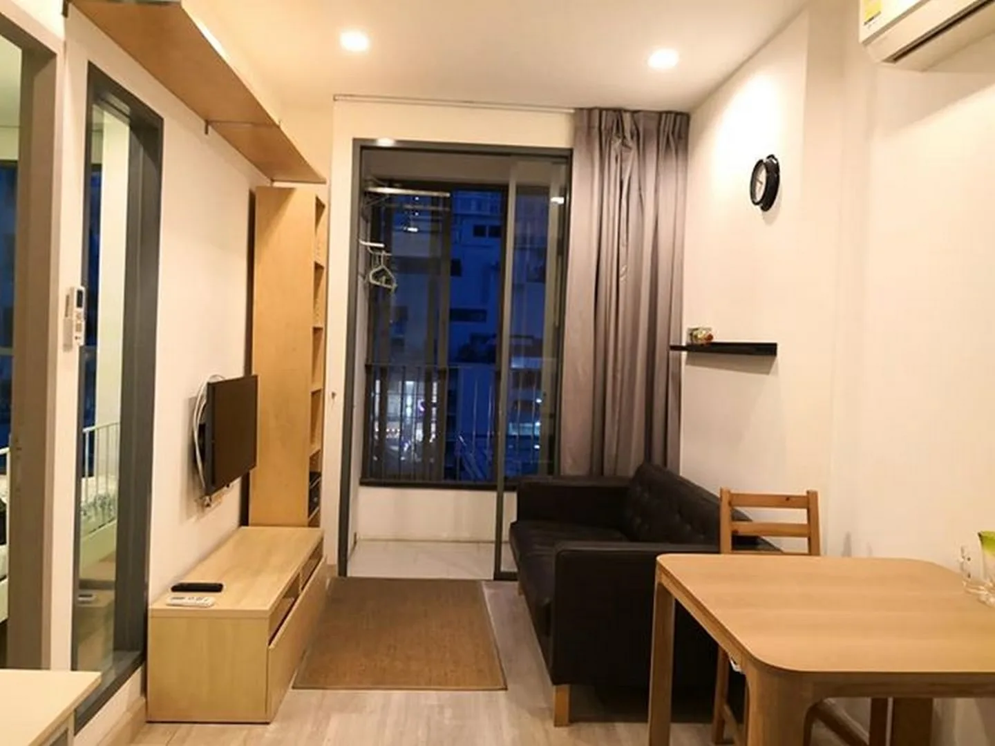 Ideo Mobi Sukhumvit 81 — photo 2