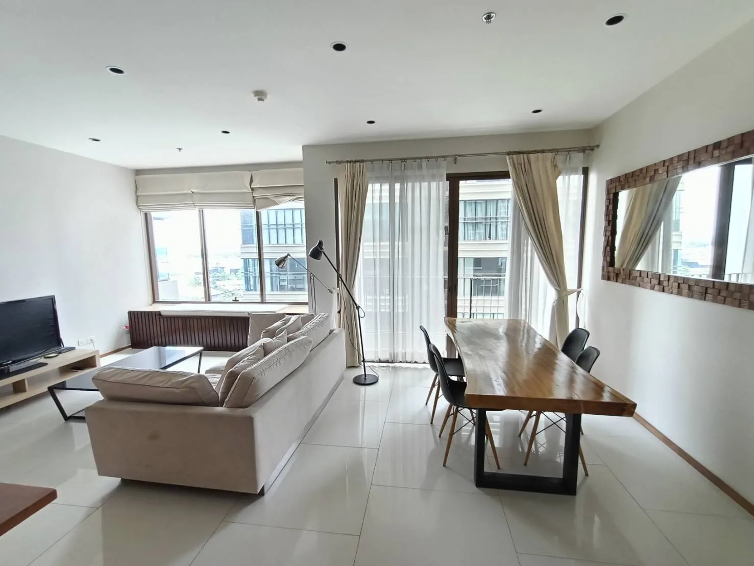 The Emporio Place — photo 5