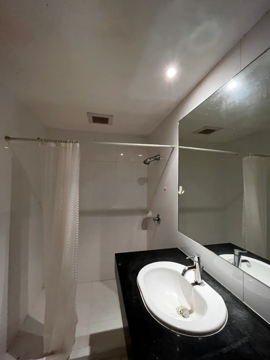 Urbana Sukhumvit 15 — photo 13