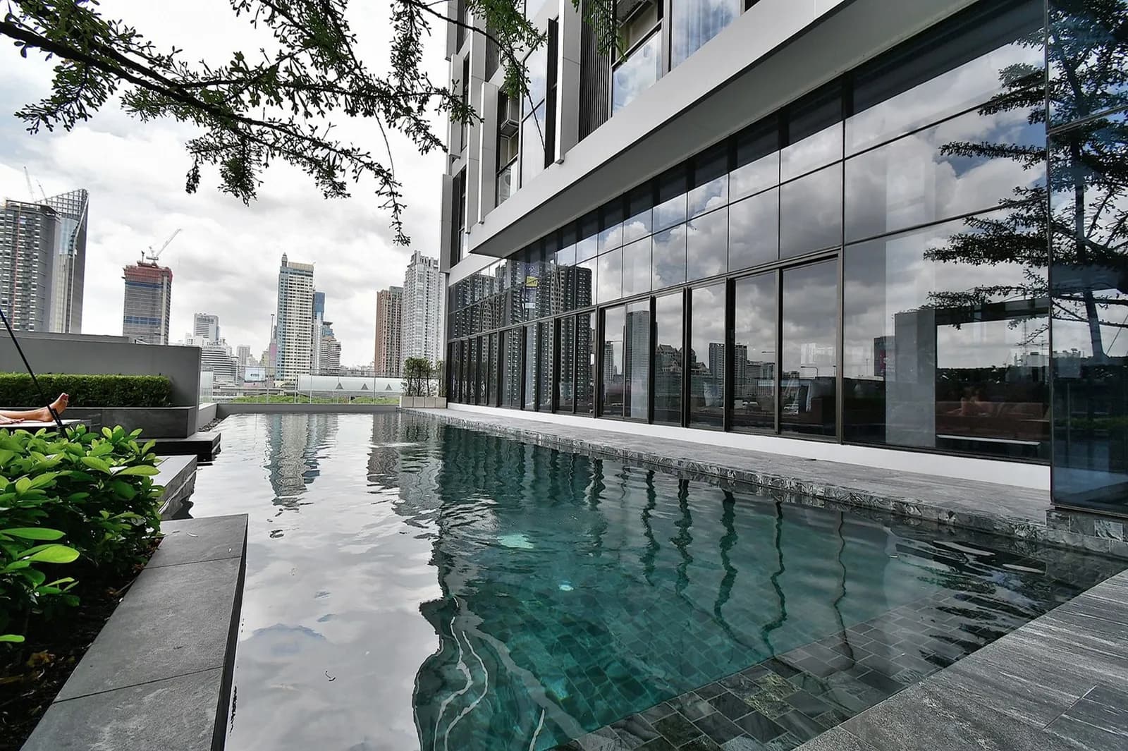 Chewathai Residence Asoke — photo 8