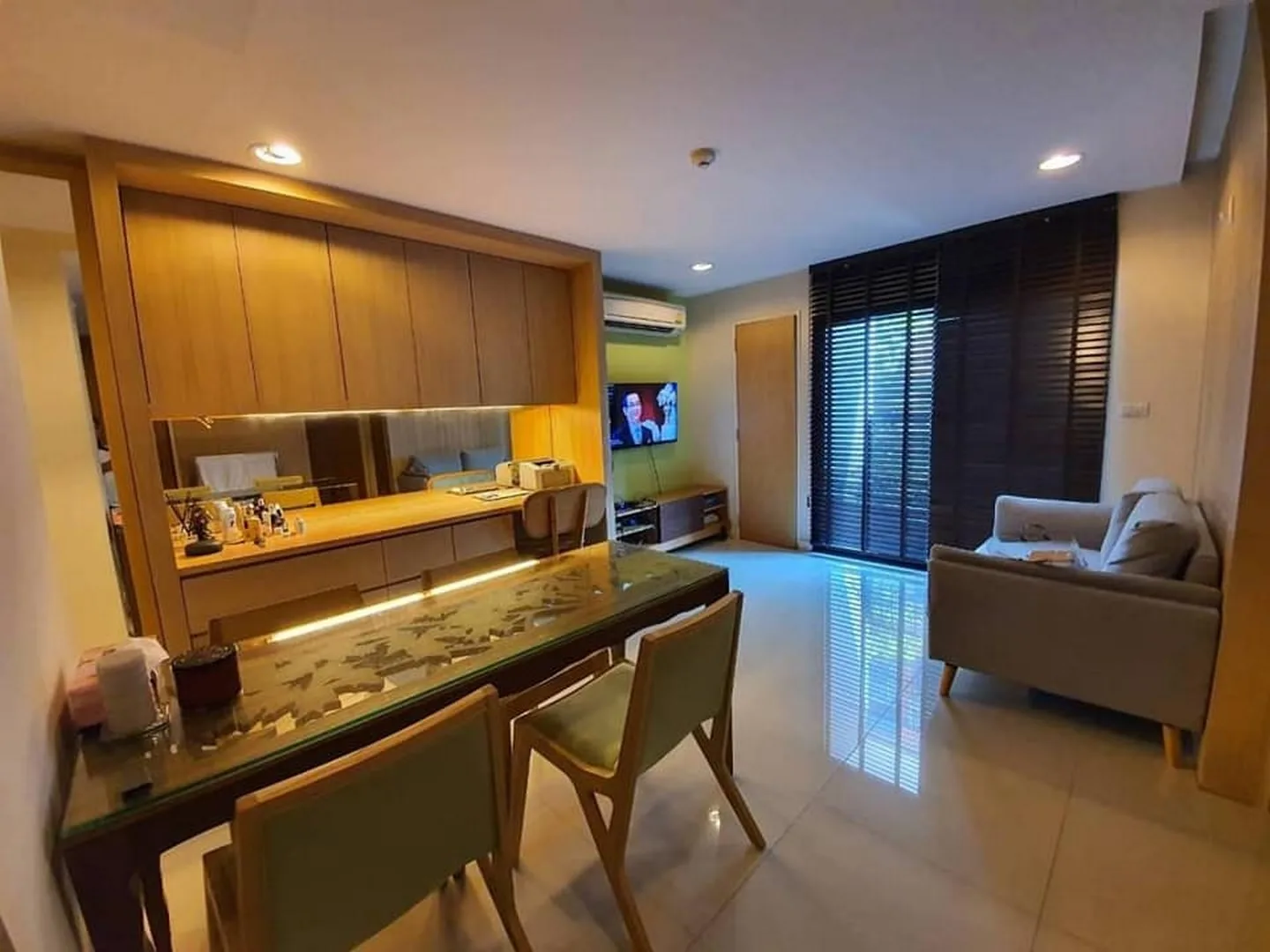 Zenith Place Sukhumvit 42 — photo 1
