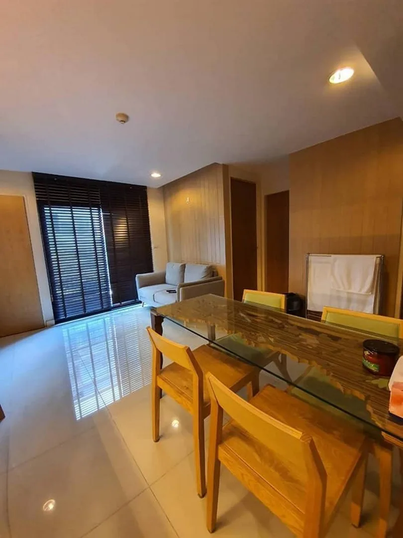 Zenith Place Sukhumvit 42 — photo 2