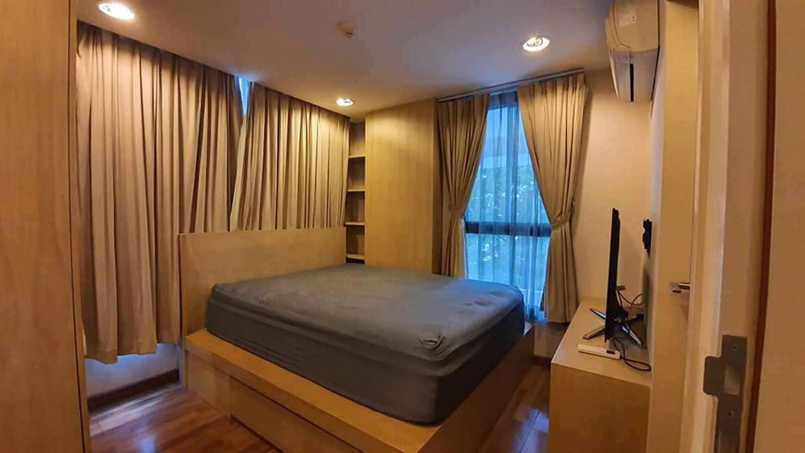 Zenith Place Sukhumvit 42 — photo 4