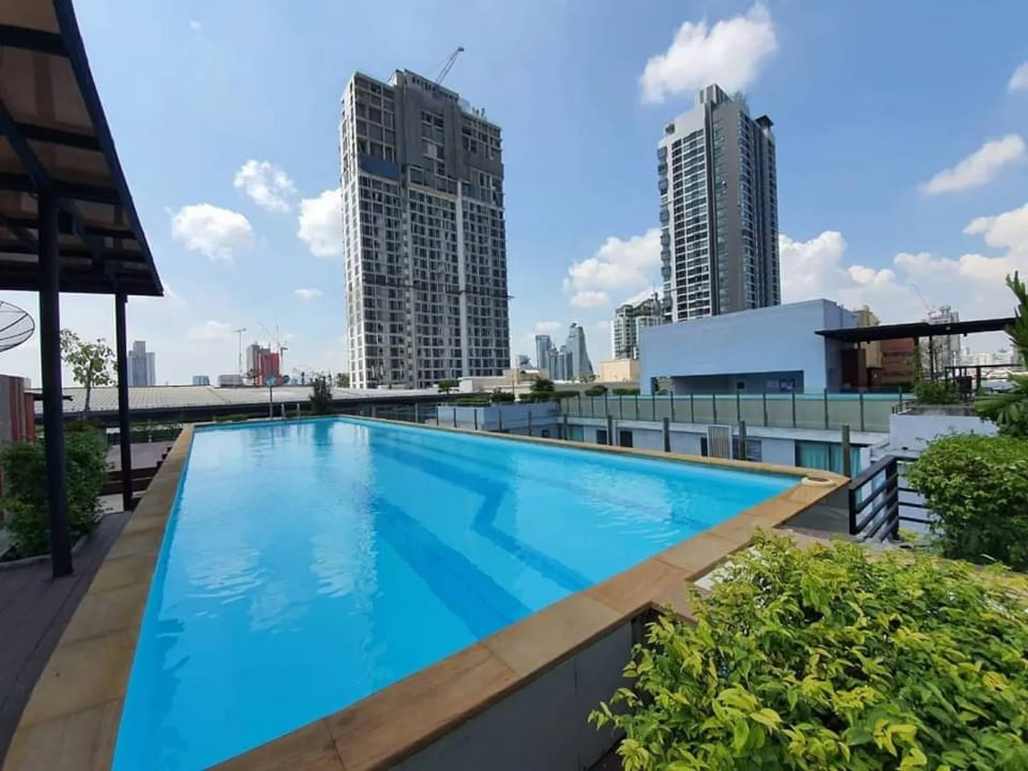 Zenith Place Sukhumvit 42 — photo 6