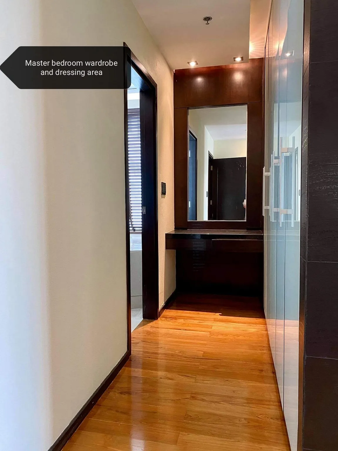 The Emporio Place — photo 9