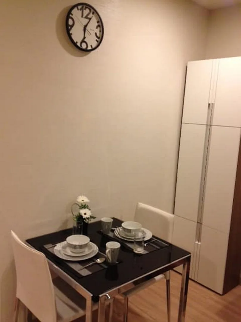 Sky Walk Condominium — photo 3