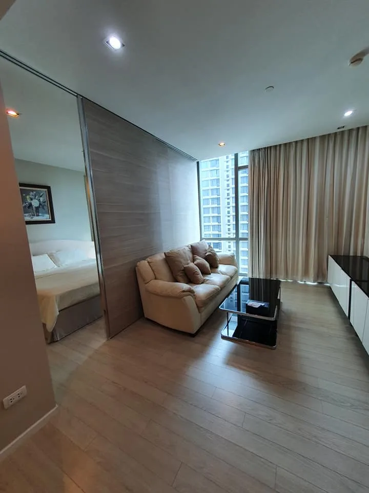 The Room Sukhumvit 21 — photo 2