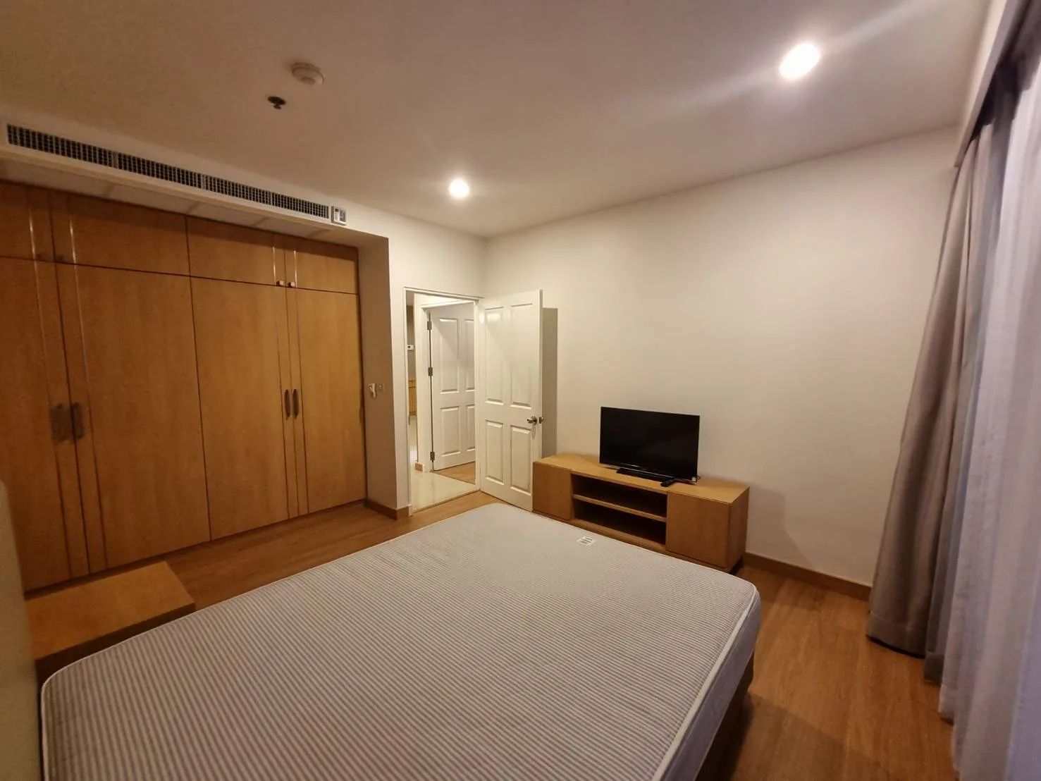 Charoenjai Place — photo 10