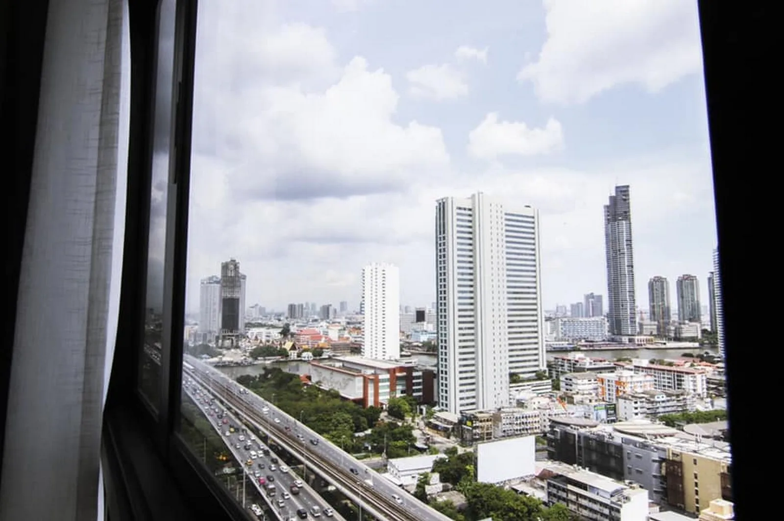Urbano Absolute Sathon - Taksin — photo 5