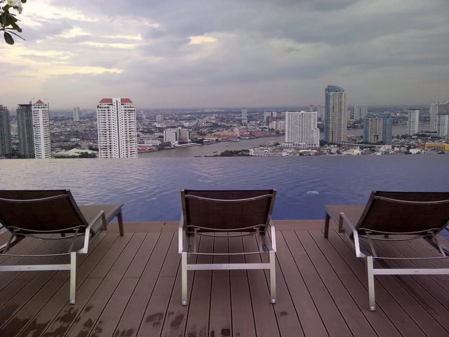 Urbano Absolute Sathon - Taksin — photo 6